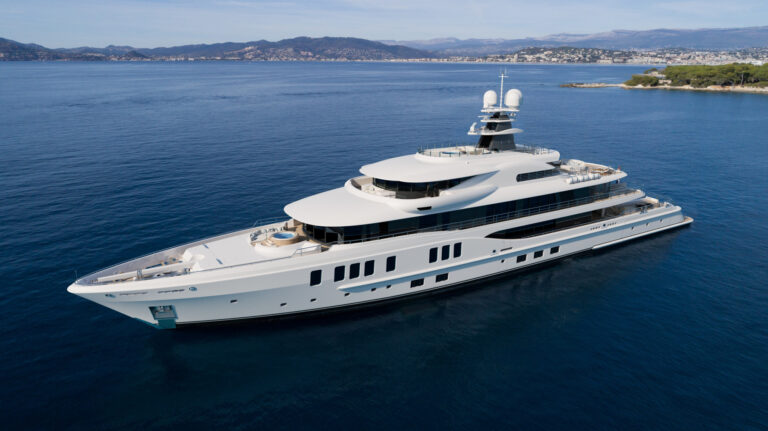 SYNTHESIS Exterior
