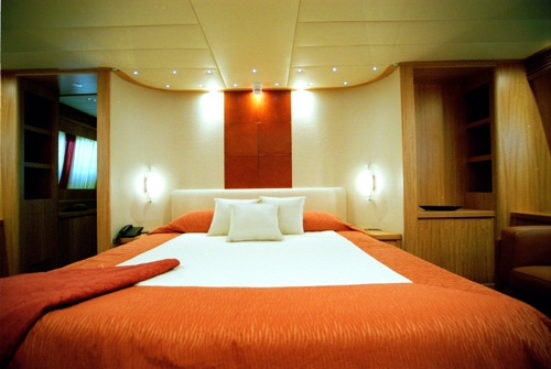 Lady Natinia Master Cabin
