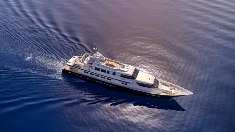 Luxury Superyacht GELLY