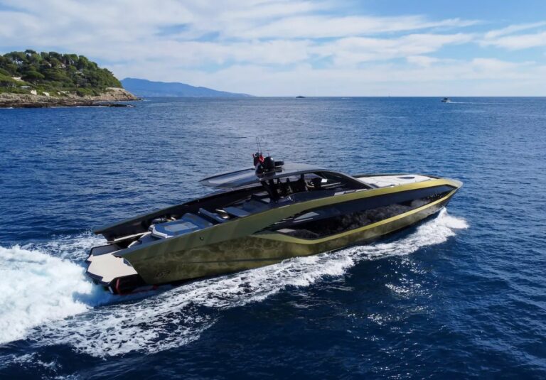 Luxury Superyacht KIKI