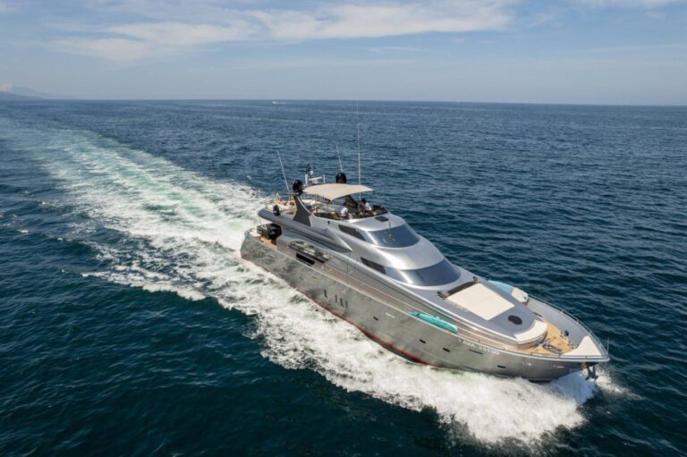 Luxury Superyacht LADY B
