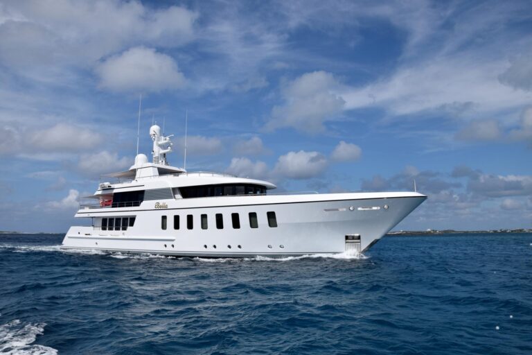 Luxury Motor Yacht BELLA
