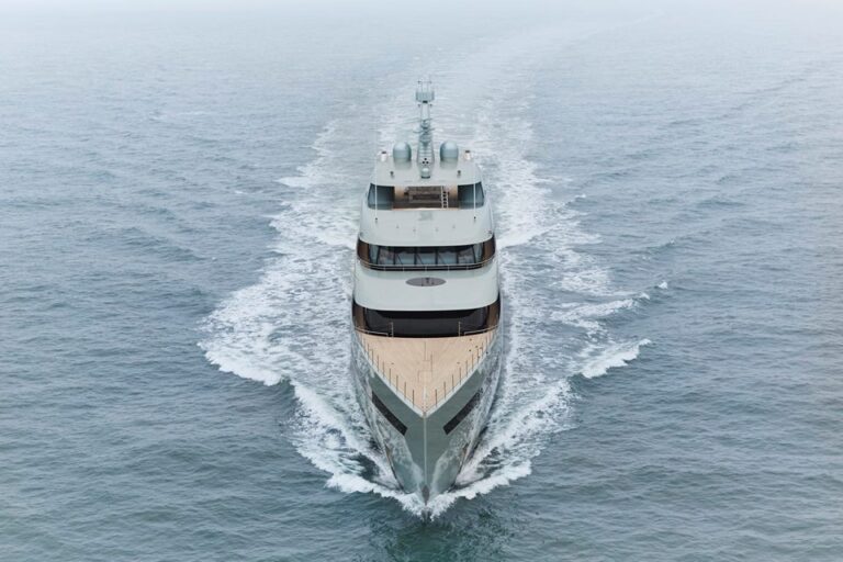 Luxury motor yacht Savannah - front view - Photo by Feadship Royal Dutch Shipyards