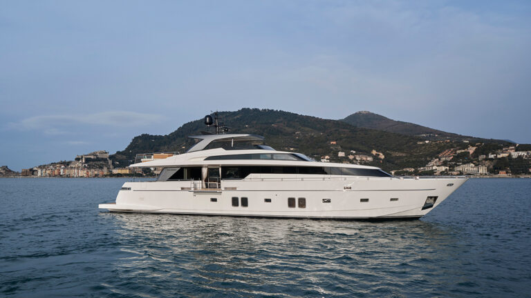 Luxury Motor Yacht VITTORIA