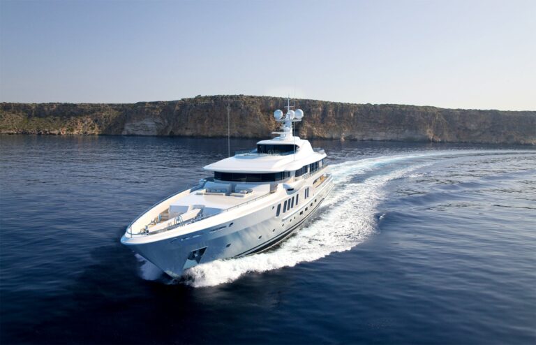 Luxury Yacht VENTUM MARIS