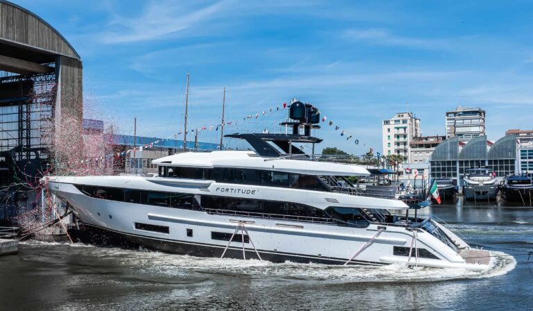 Luxury 44M BENETTI superyacht