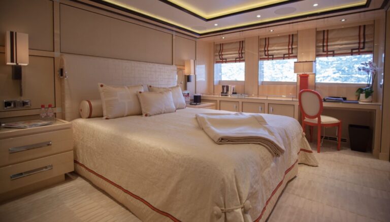 Vip Cabin