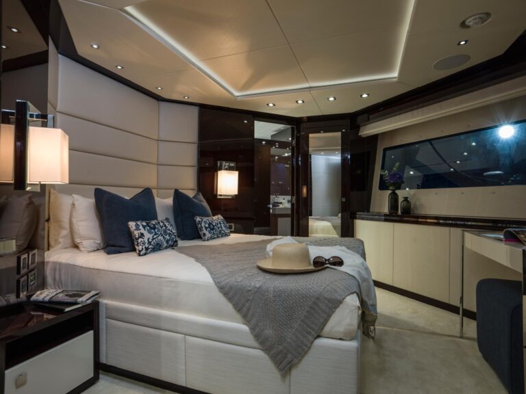 Double Cabin