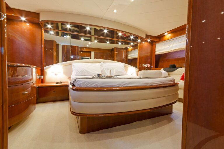 Double Cabin
