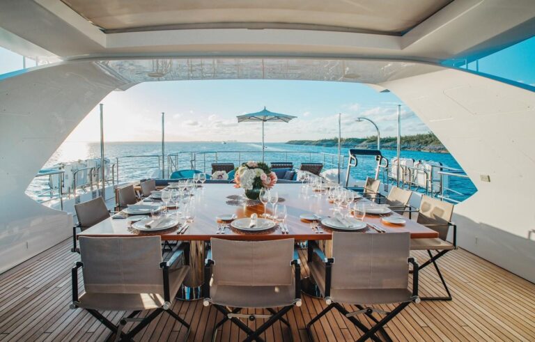Al Fresco Dining Set Up