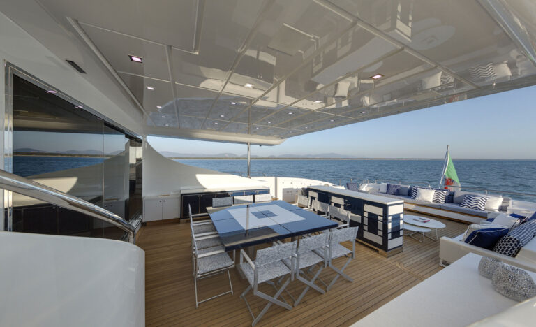 Aft Deck Alfresco Dining