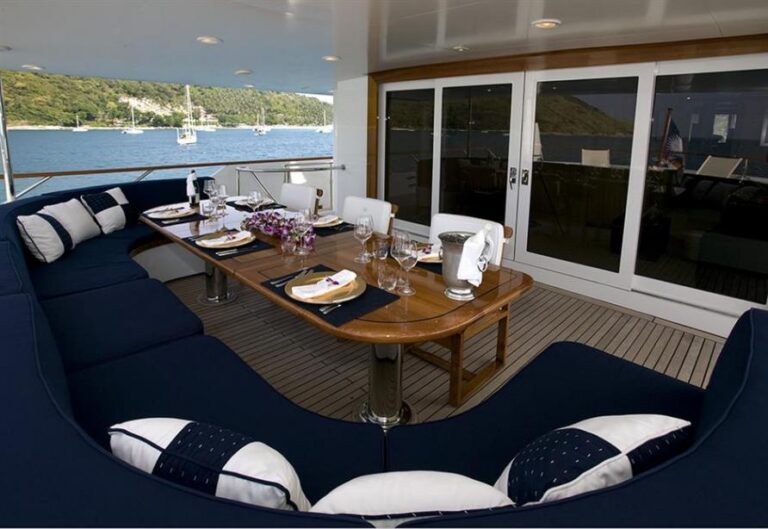 Exterior Living Spaces 00003
