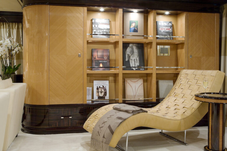 MEAMINA owner library - Photo Benetti