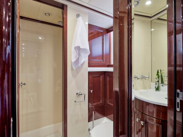 MIA ZOI Ensuite