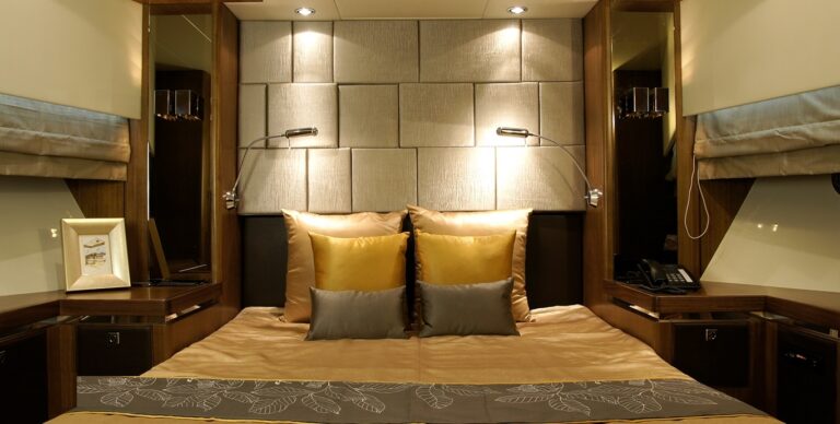 Double Cabin