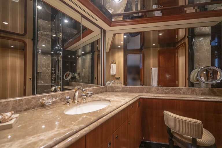 Master Ensuite