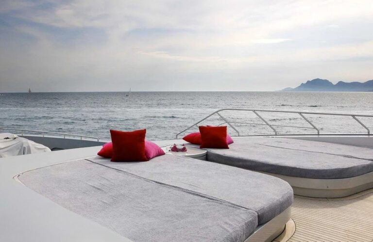 Exterior Relaxation Area