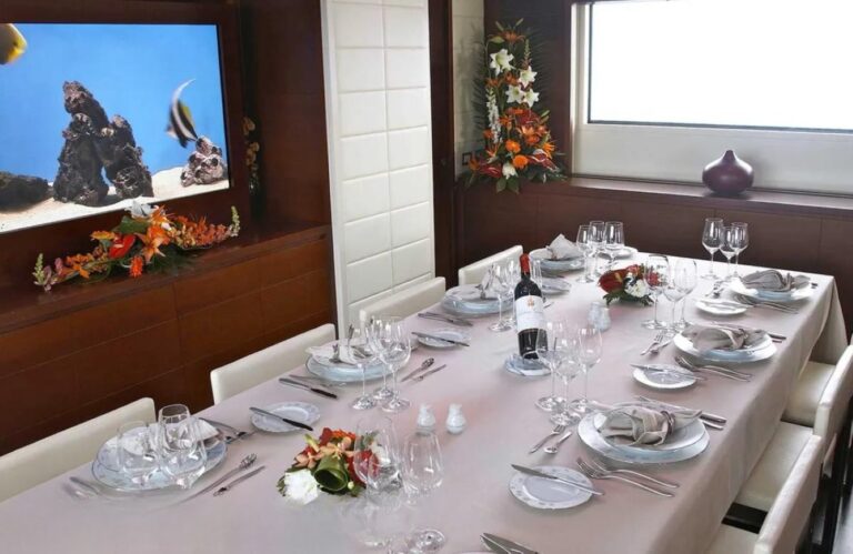 Main Dining