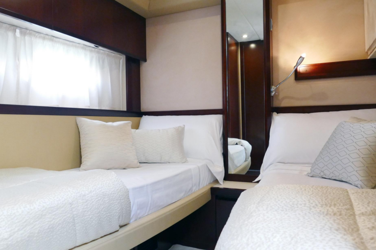 Twin Cabin