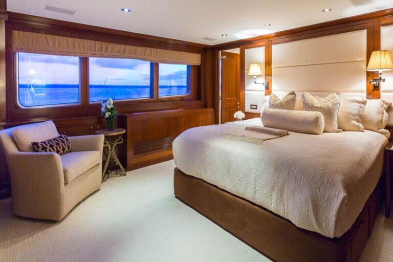 Double Cabin