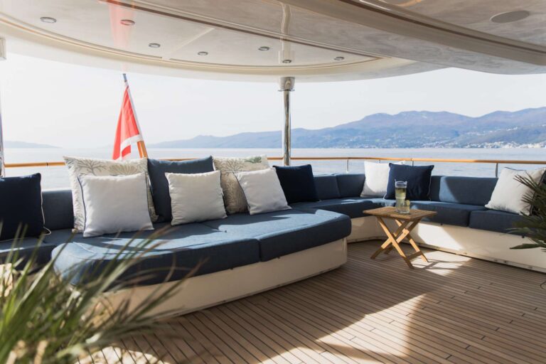 Aft Deck Seating