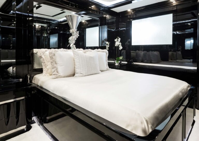 Double Cabin