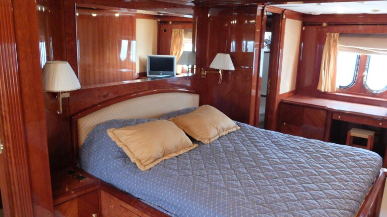 Guest Cabin