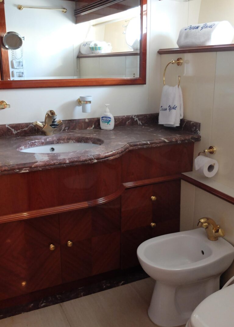 Guest Cabin