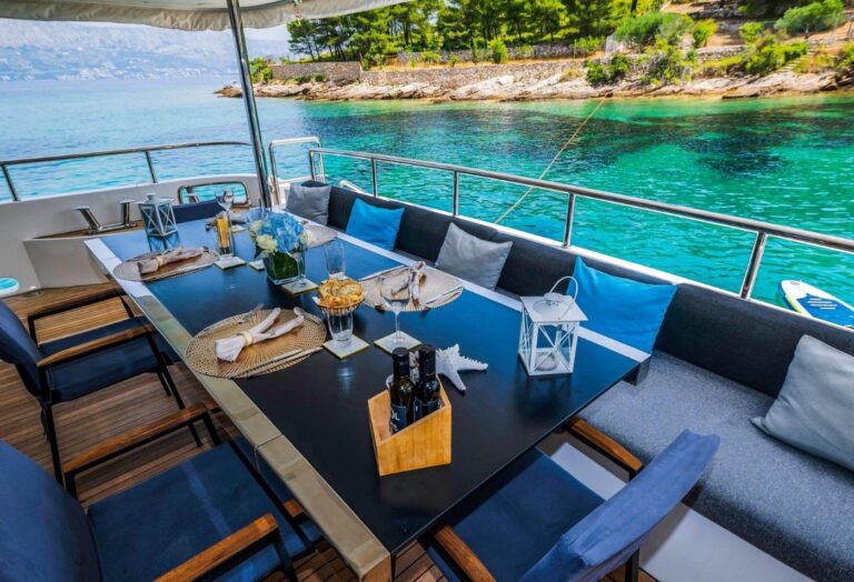 Exterior Dining Area