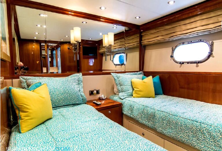 Twin Cabin
