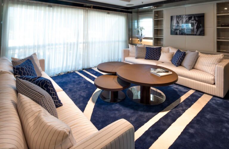 Upper Lounge