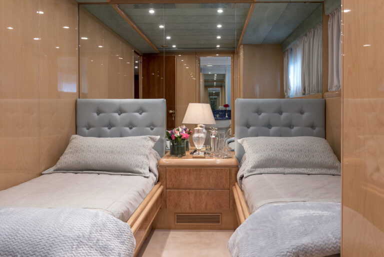 Twin Cabin