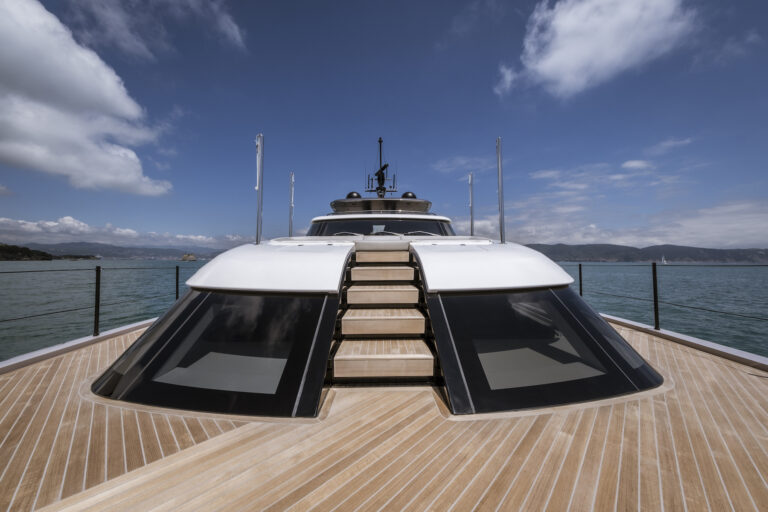 Bow Deck Area