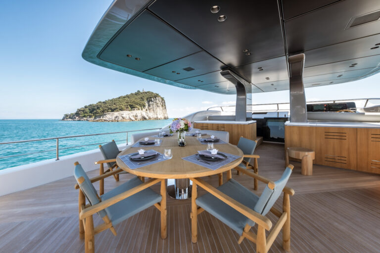 Flybridge