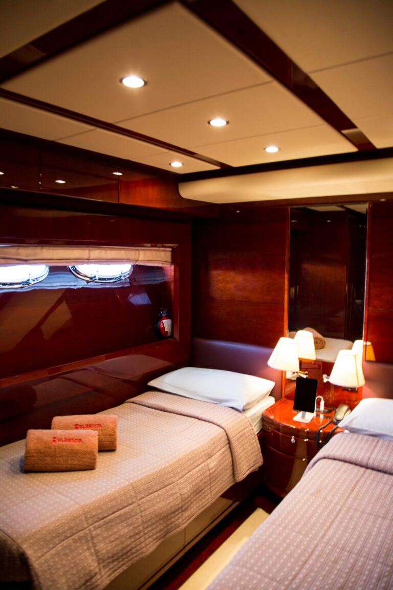 Guest Twin Cabin