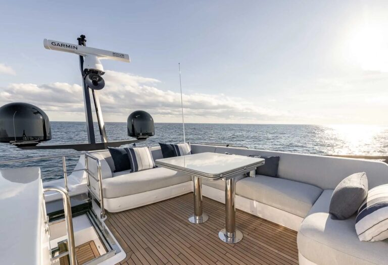 Sun Deck Seating