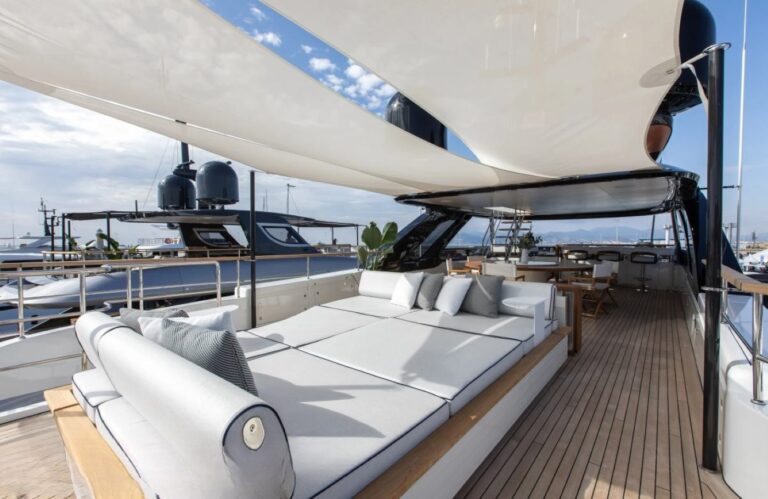 Exterior Relaxation Area