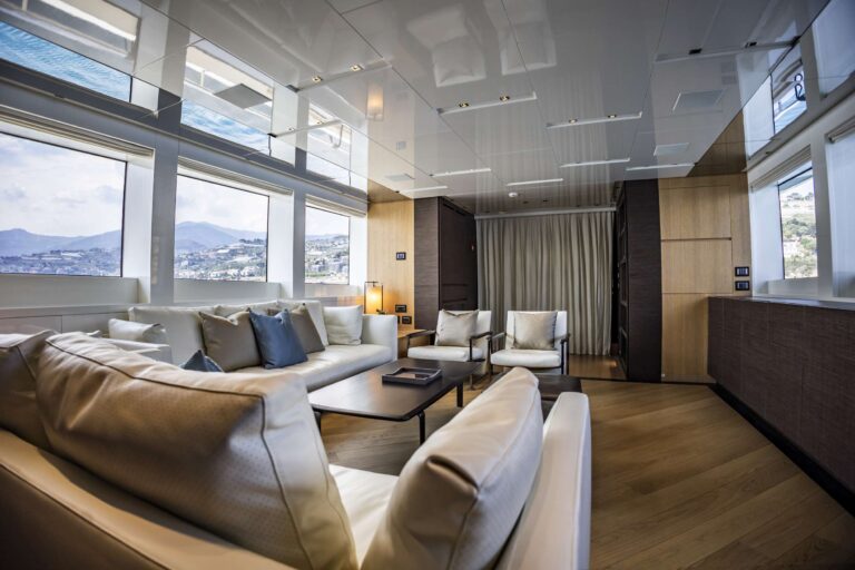 Saloon Seating