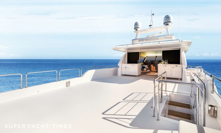 Sun deck