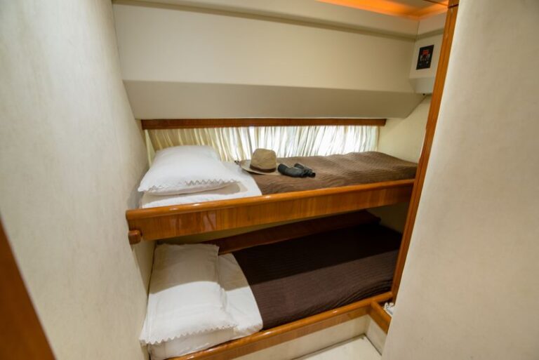 Twin Bunk cabin