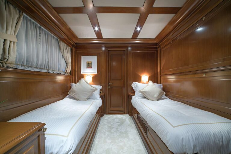 Twin Cabin