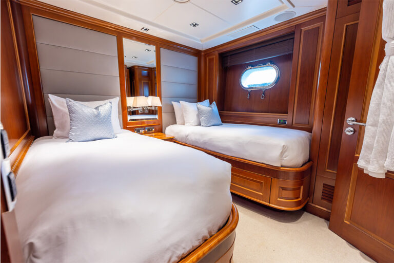 Twin Suite