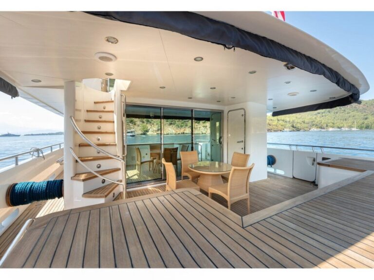 Exterior Relaxation Area