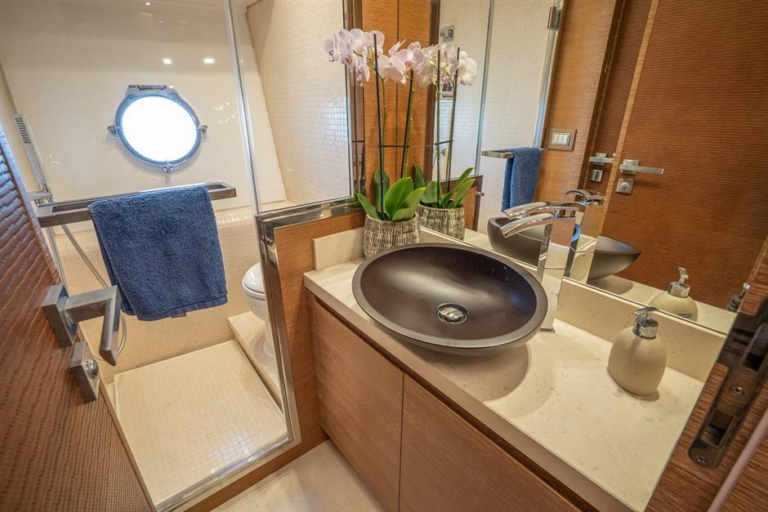Double Cabin Ensuite