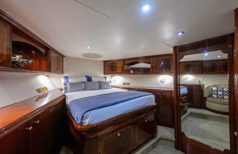 Vip Cabin