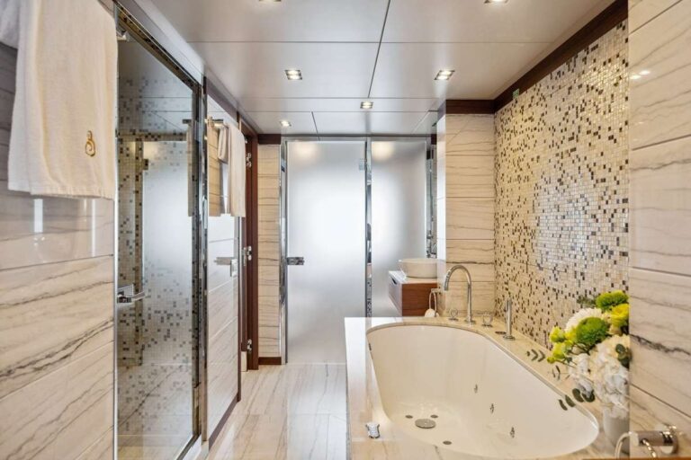 Master Ensuite