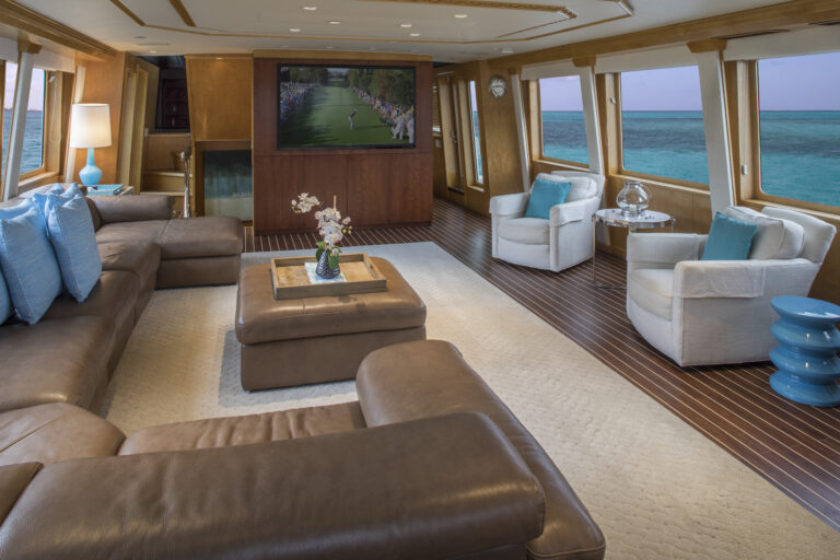 Salon View Forward