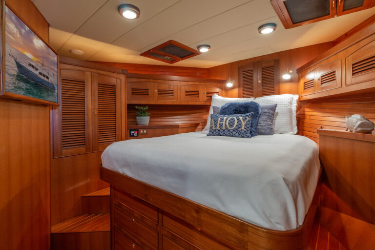 Double Cabin