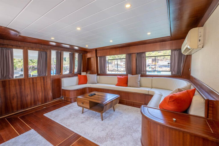 Saloon