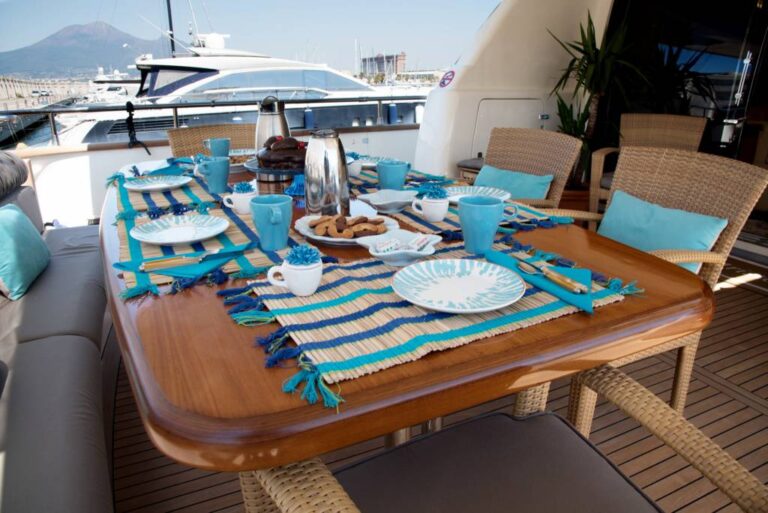 Alfresco Dining Aft Deck
